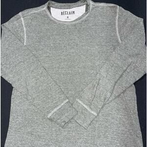 Mens Reclaim long sleeve size medium, but fits like a small.